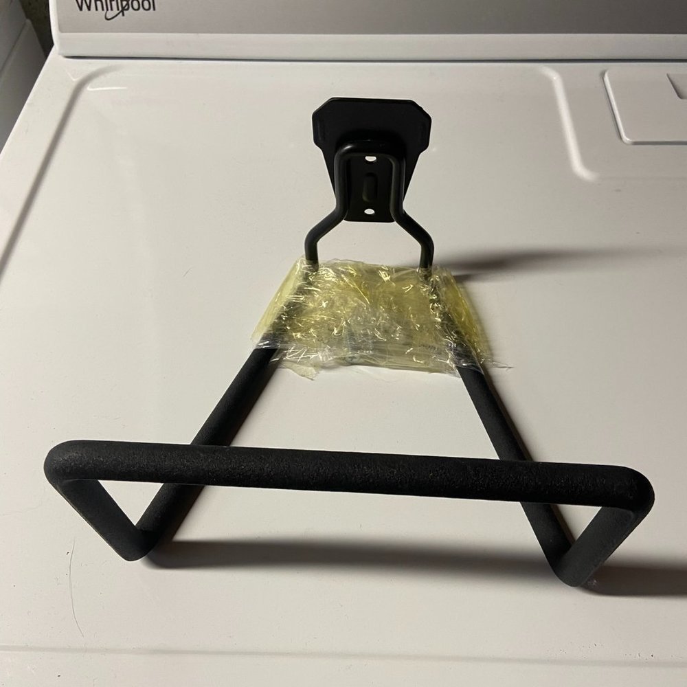 Garden hose holder wall mount